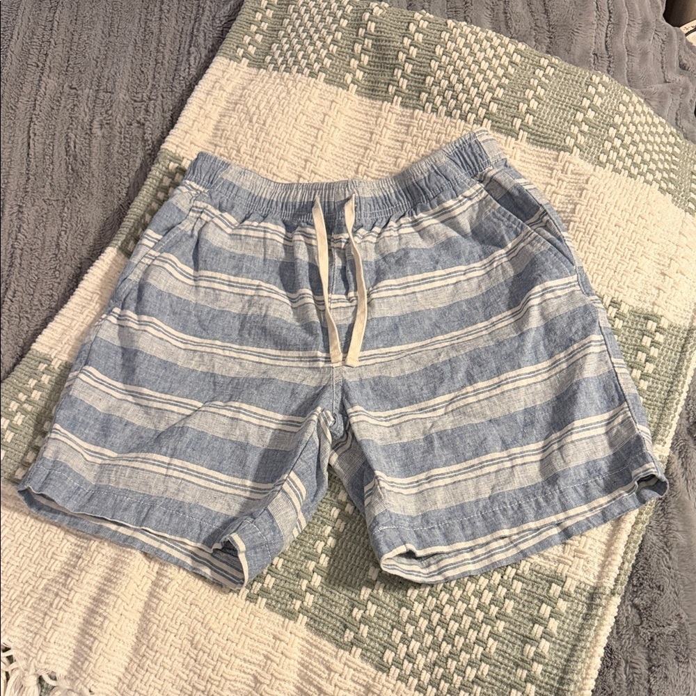 Men’s Old Navy shorts
